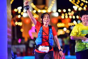 BIB: 000, 5144, 0000
                            <button type="button" onclick="openModal(21804045)" class="btn btn-primary btn-sm float-right btn-popup" data-toggle="modal" data-target=".modal-high-quality">
                        <i class="fas fa-shopping-cart"></i> Add to Cart
                    </button>
                                            <button type="button" onclick="isThisMe(21804045, true)" class="btn btn-success btn-sm float-right btn-popup btn-isme hidden" data-toggle="tooltip" data-placement="bottom" title="นี่คือรูปของคุณใช่ไหม คลิกที่นี่เพื่อเอาเข้าอัลบั้ม">
                        <i class="fas fa-plus"></i> Add to album
                    </button>
                    <button type="button" onclick="isThisMe(21804045, false)" class="btn btn-warning btn-sm float-right btn-popup btn-isnotme hidden">
                        <i class="fas fa-ban"></i> Remove from album
                    </button>